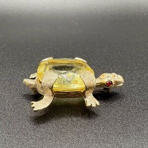 Weiss Jelly Belly Turtle Brooch